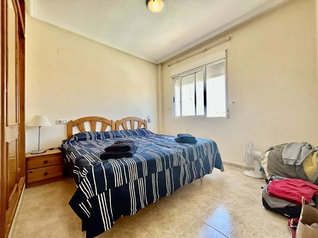 Habitación de Ático en venta en Orihuela con Aire acondicionado, Terraza y Trastero
