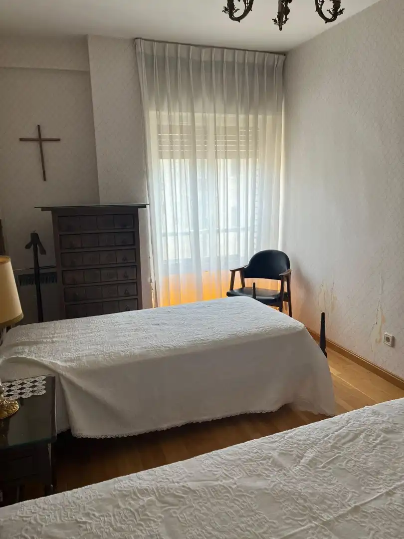 Piso en venta en Calle de Luis Bermejo, 6, Romareda