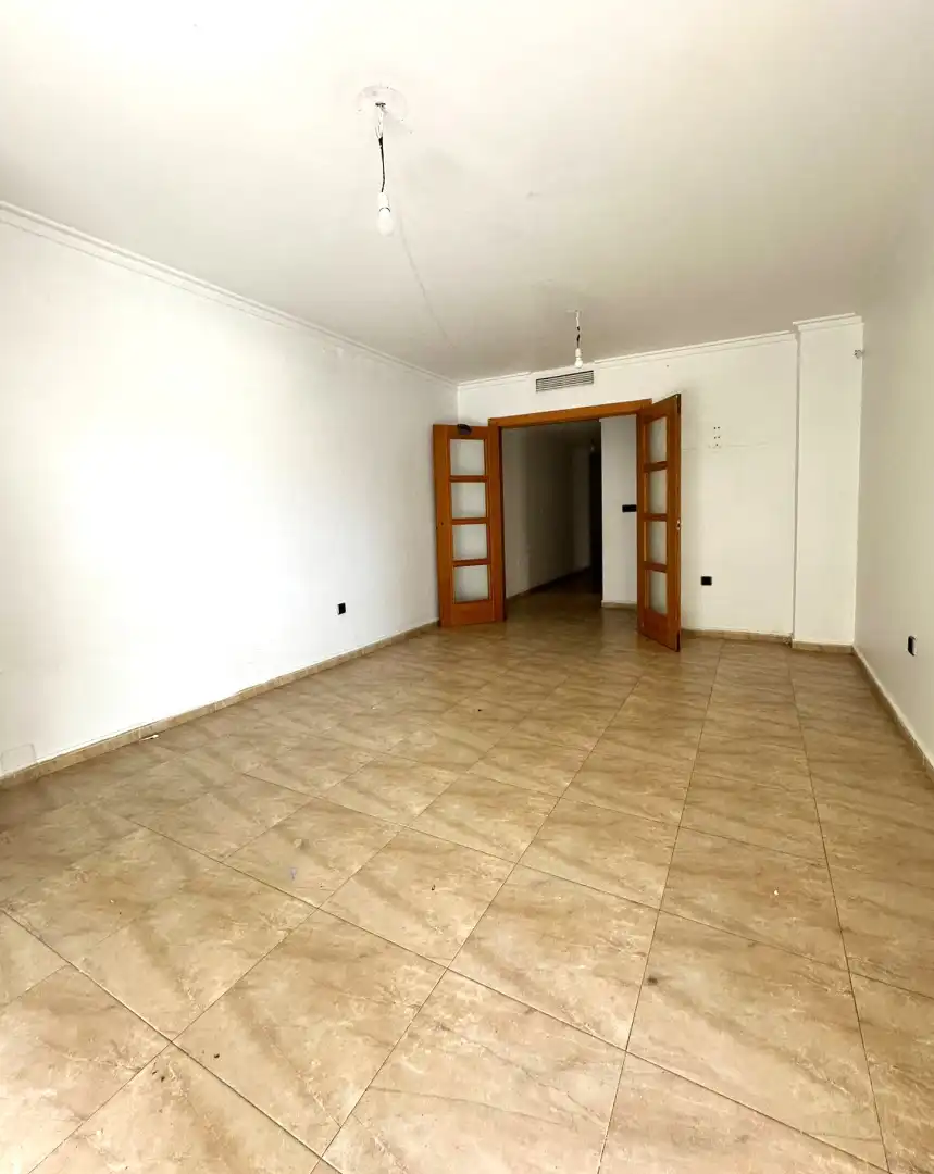 Piso con ascensor en venta en Casco Antiguo, imagen 2