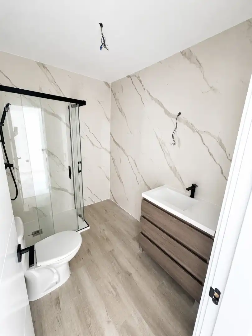 Baño de Piso en venta en Arcos de la Frontera con Terraza y Piscina comunitaria