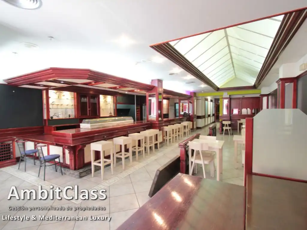 Local comercial en venda a Casco Urbano, imagen 2