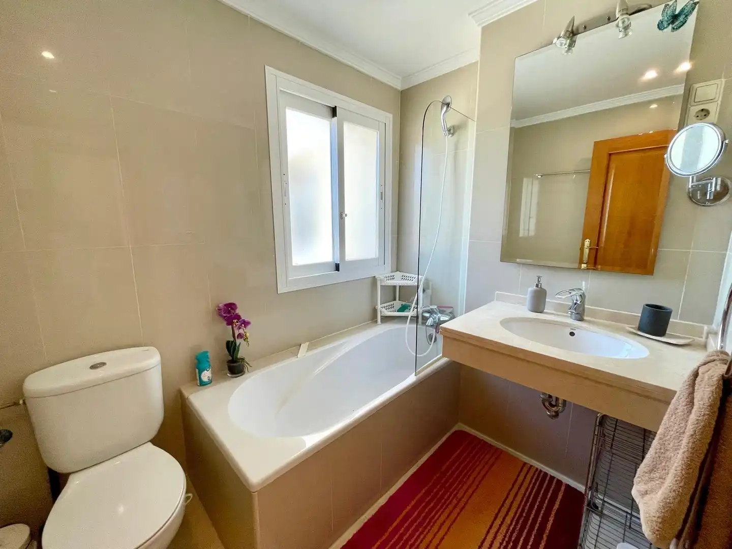Baño de Ático en venta en Mijas con Aire acondicionado, Calefacción y Jardín privado
