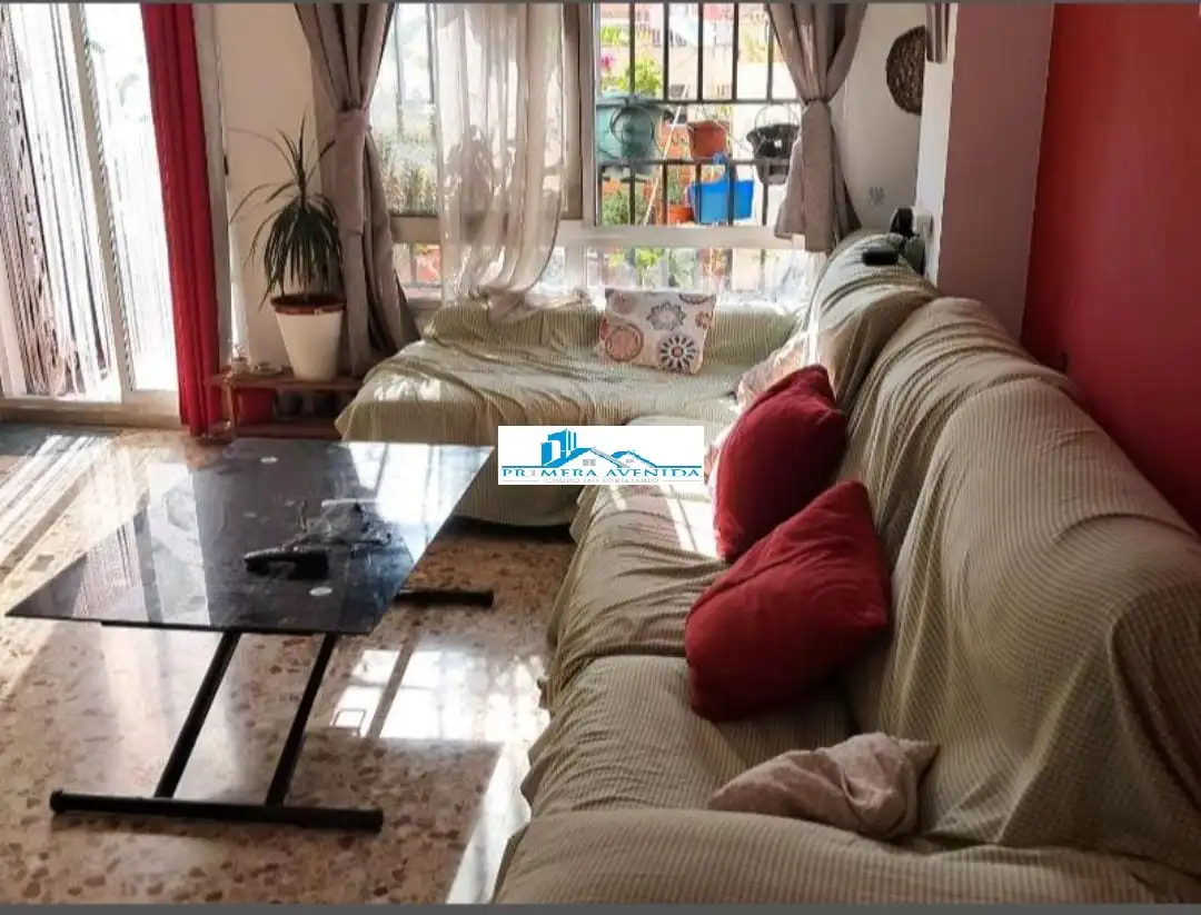 Sala d'estar de Pis en venda en Catarroja amb Moblat, Forn i Balcó