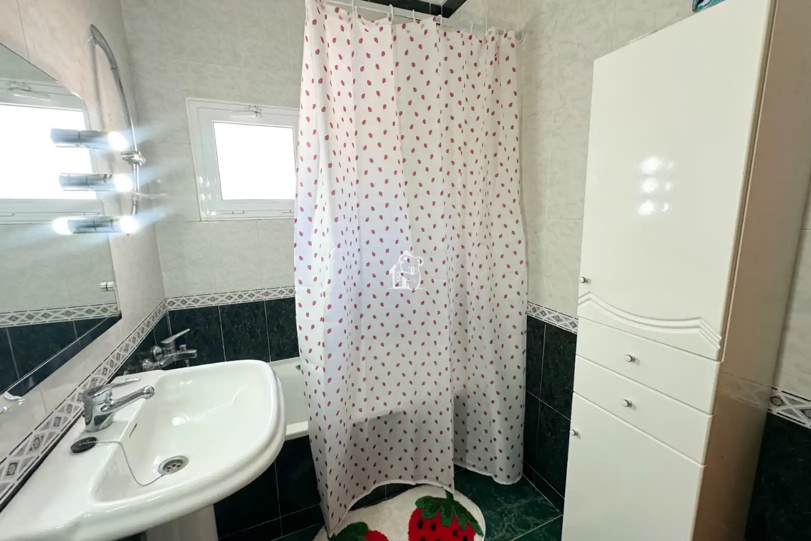 Badezimmer von Country house zur Miete in Pilar de la Horadada mit Privatgarten, Terrasse und Abstellraum