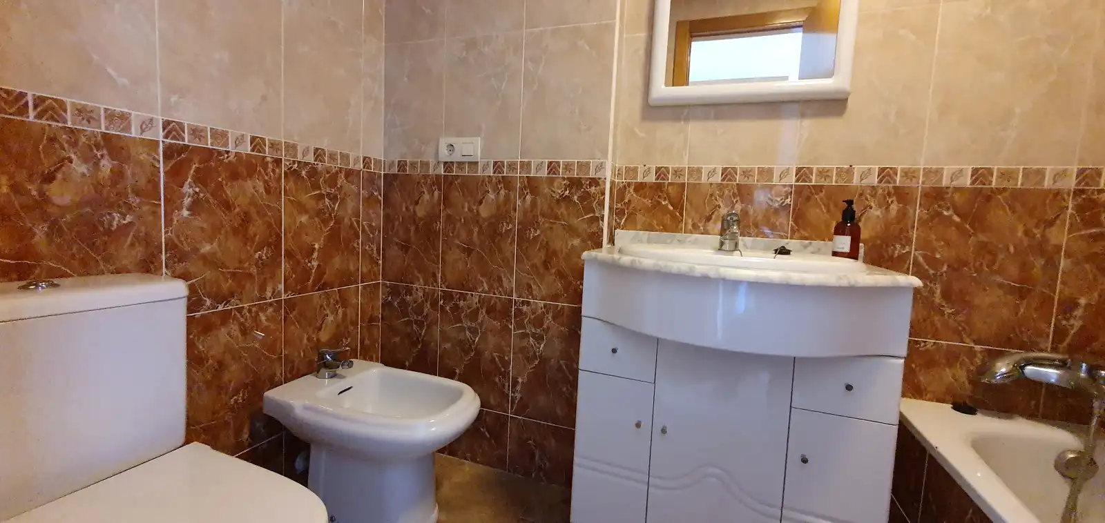 Badezimmer von Wohnungen zur Miete in Dénia mit Klimaanlage, Heizung und Terrasse
