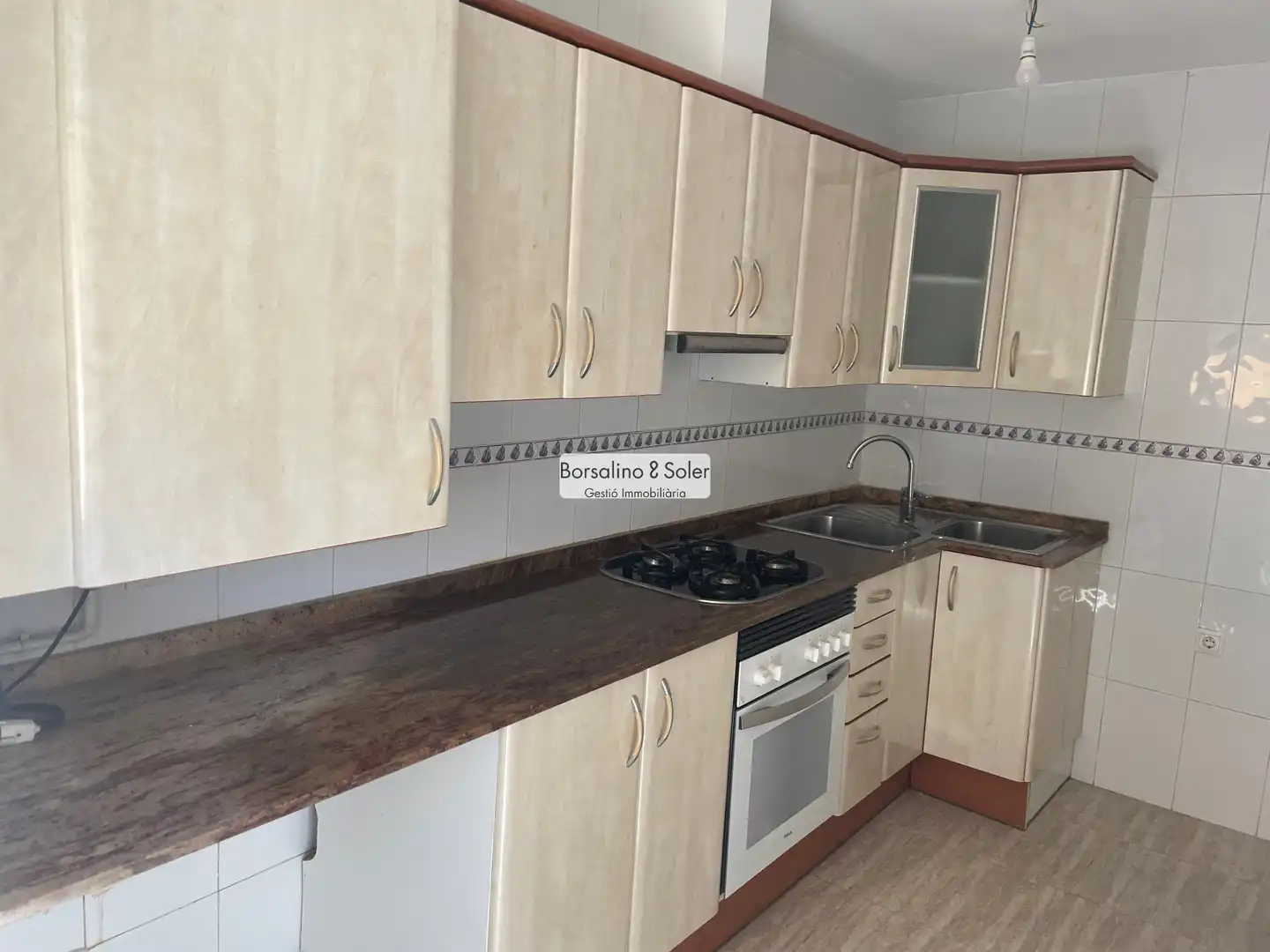 Cocina de Planta baja en venta en Les Franqueses del Vallès con Calefacción, Horno y Alarma