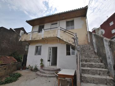 Villa con balcone in vendita a Rúa Coutadas