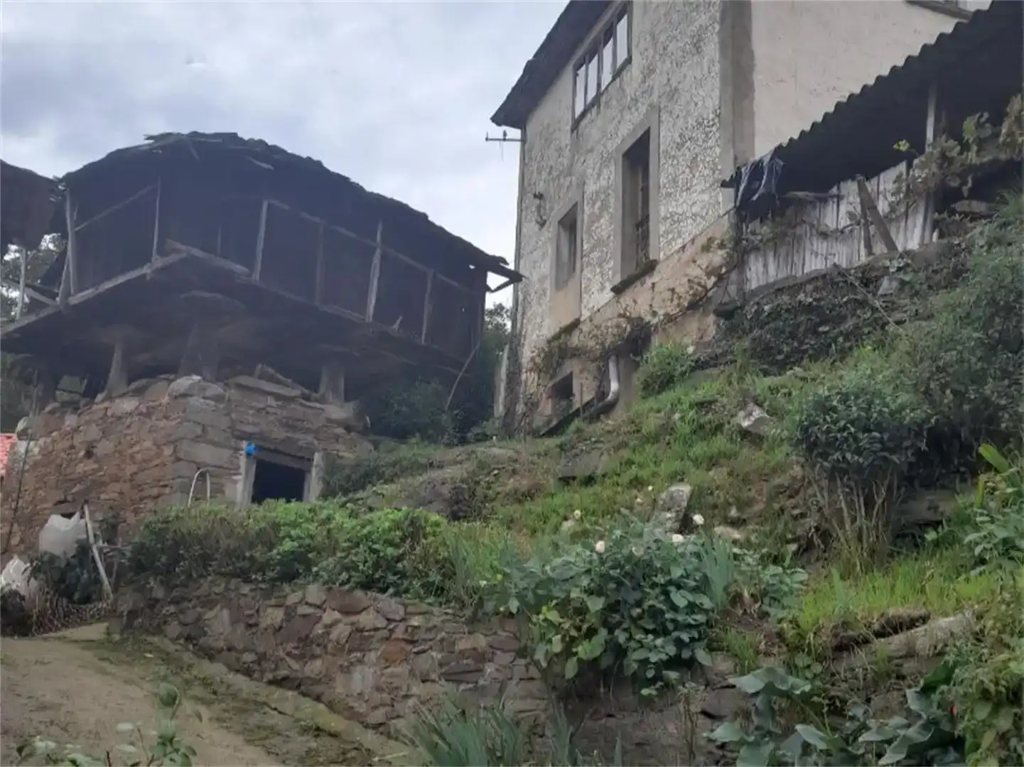 Vista exterior de Finca rústica en venda en Valdés - Luarca