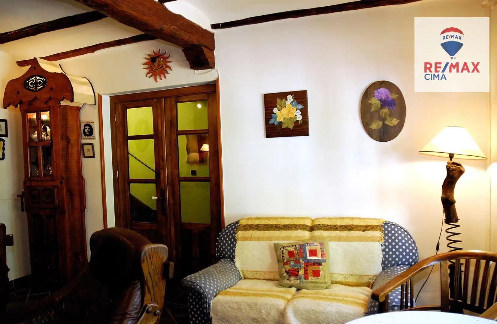 Sala d'estar de Casa o xalet en venda en Baza amb Aire condicionat, Calefacció i Jardí privat