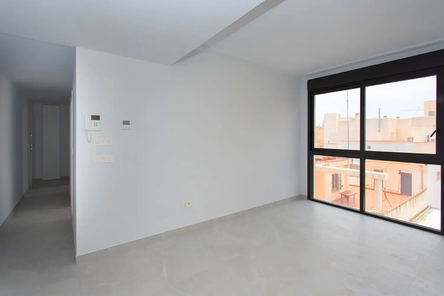 Apartamento con terraza en venta en C/ RAMON GALLUD 164, imagen 12