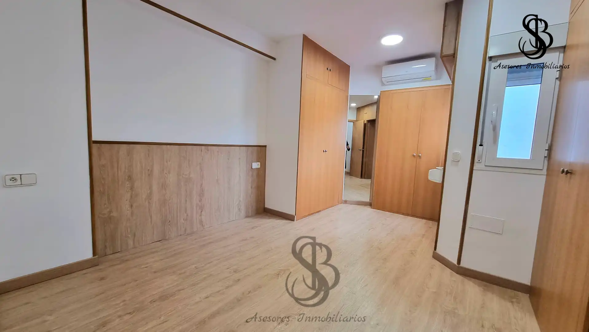 Habitación de Casa adosada en venta en Sant Joan d'Alacant con Aire acondicionado, Calefacción y Parquet
