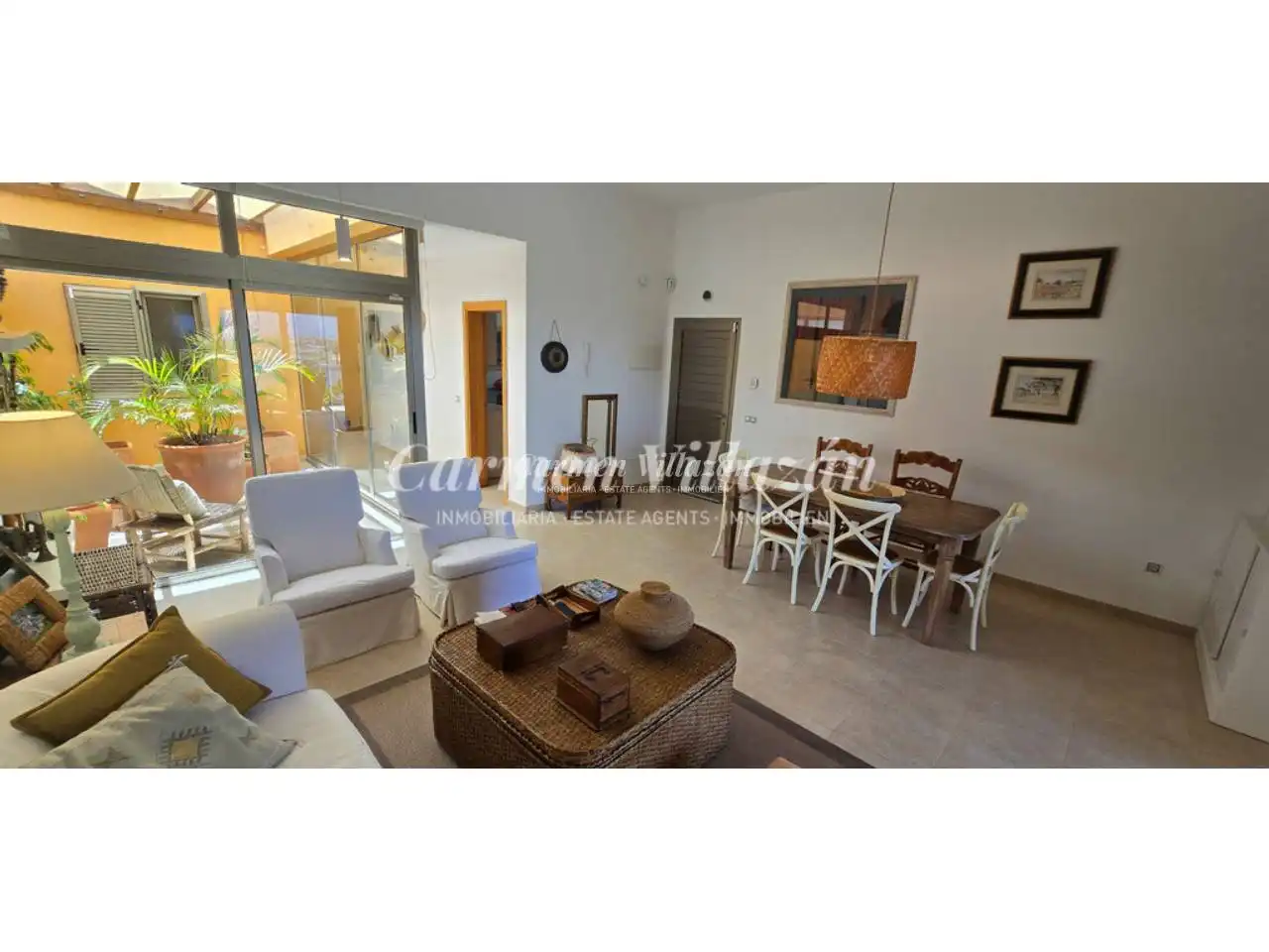 Sala d'estar de Casa o xalet en venda en Antigua amb Jardí privat, Terrassa i Moblat