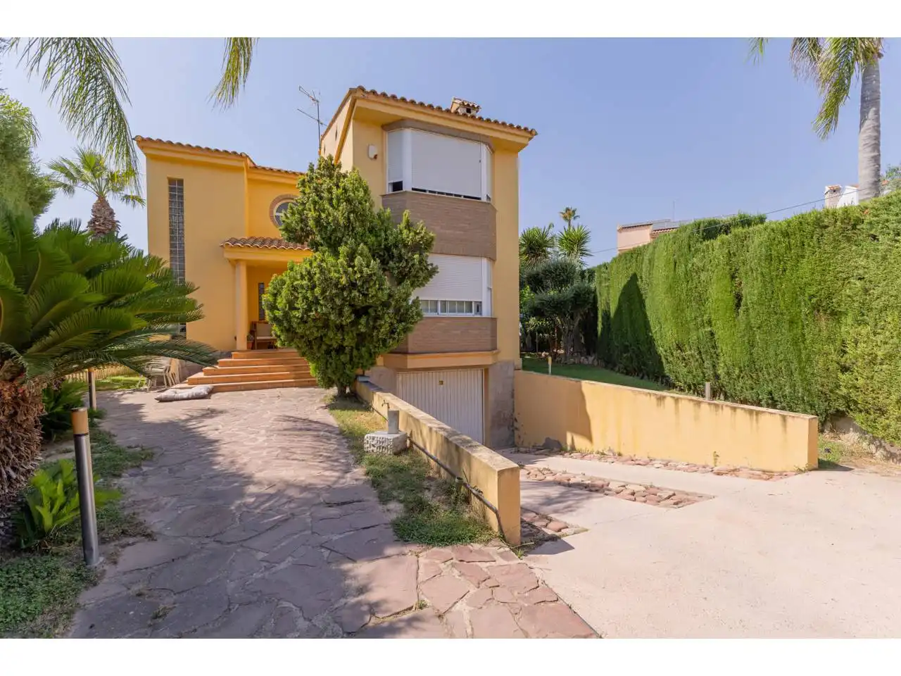 Exterior view of Houses for sale in Riba-roja de Túria  with Heating, Private garden and Terrace