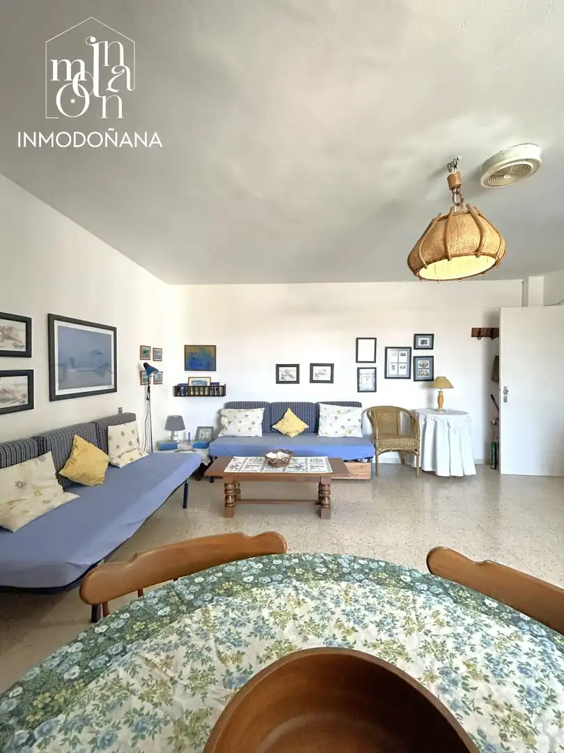 Sala de estar de Piso en venta en Almonte con Aire acondicionado, Terraza y Amueblado