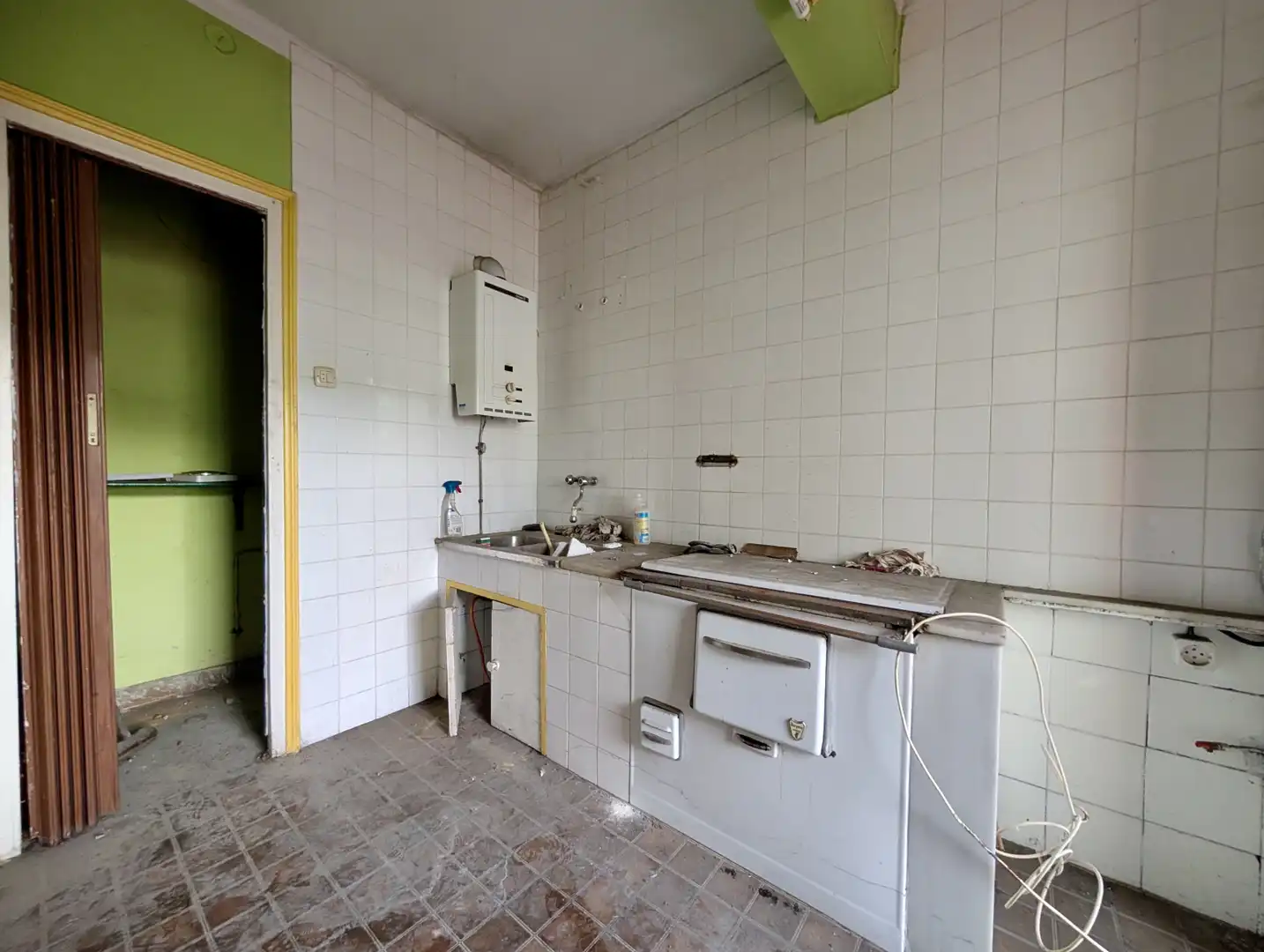 Kitchen of Flat for sale in San Martín del Rey Aurelio  with Heating, Terrace and Storage room
