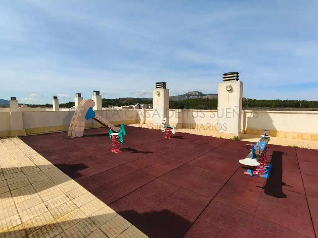 Terraza de Piso en venta en Sax