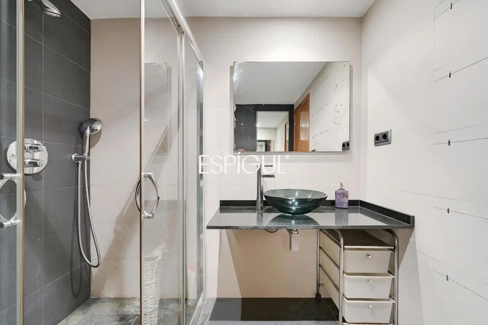Bathroom of Houses for sale in L'Escala  with Heating, Swimming Pool and Furnished