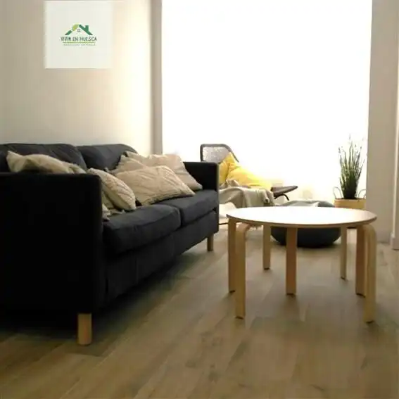 Sala de estar de Piso de alquiler en Huesca con Calefacción y Amueblado
