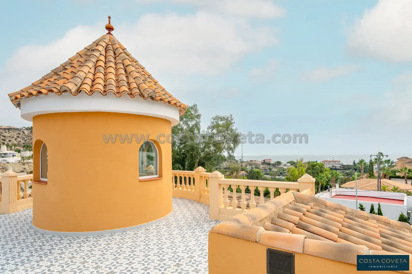 Exterior view of Houses for sale in El Campello  with Air Conditioner, Private garden and Terrace