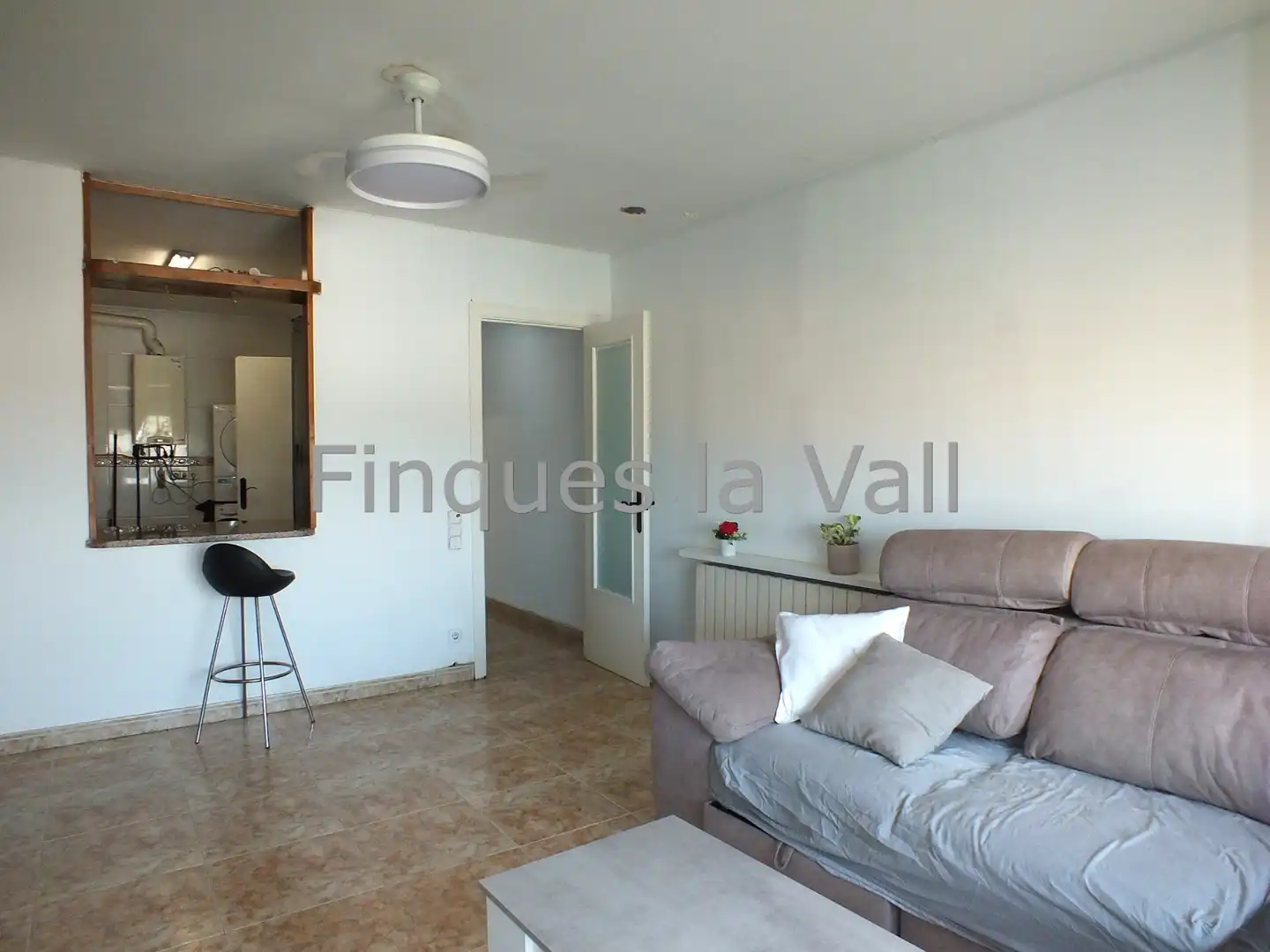 Sala de estar de Piso en venta en Santa Eugènia de Berga con Calefacción y Horno