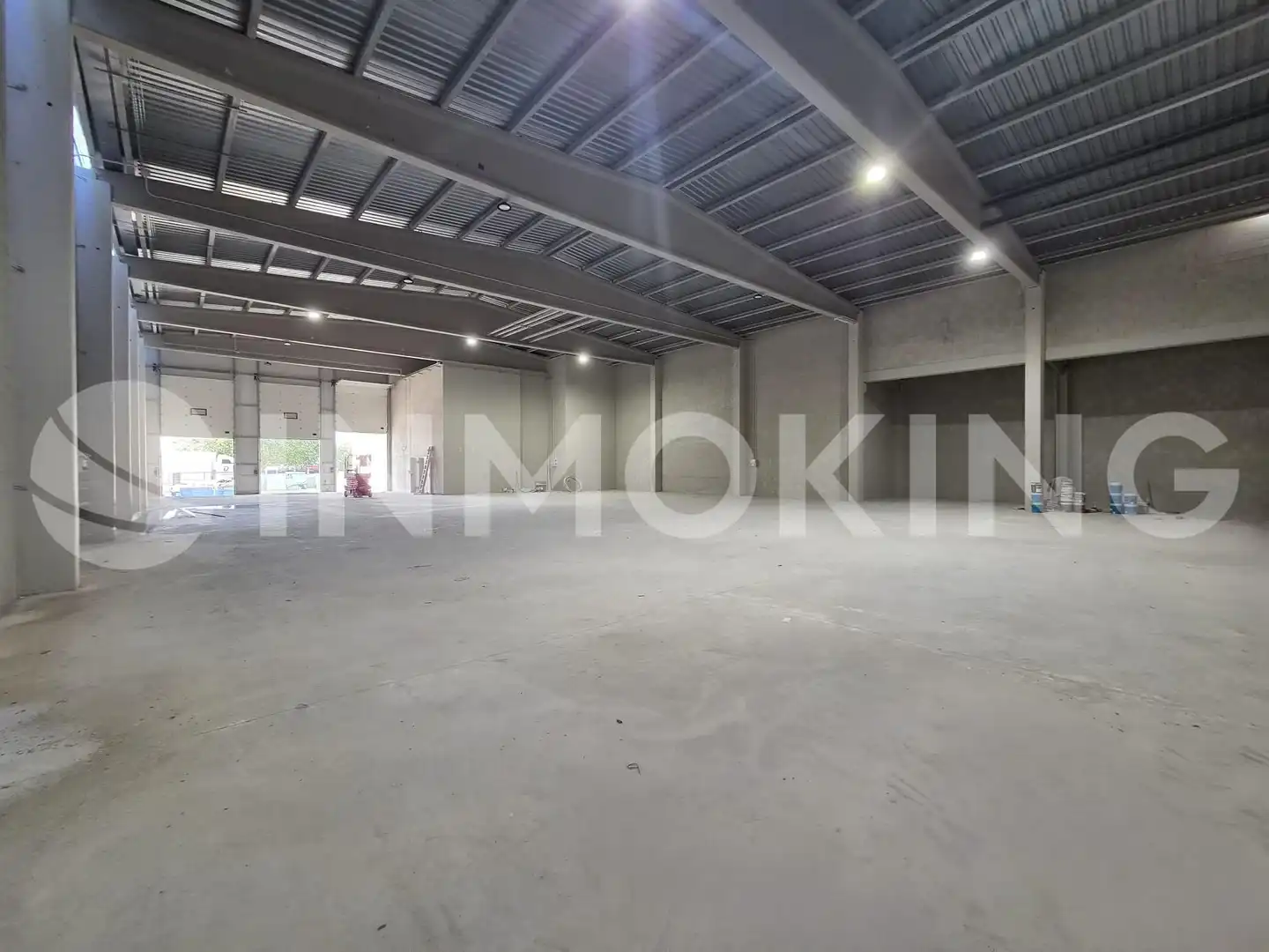 Nau industrial de lloguer en Almussafes amb Alarma