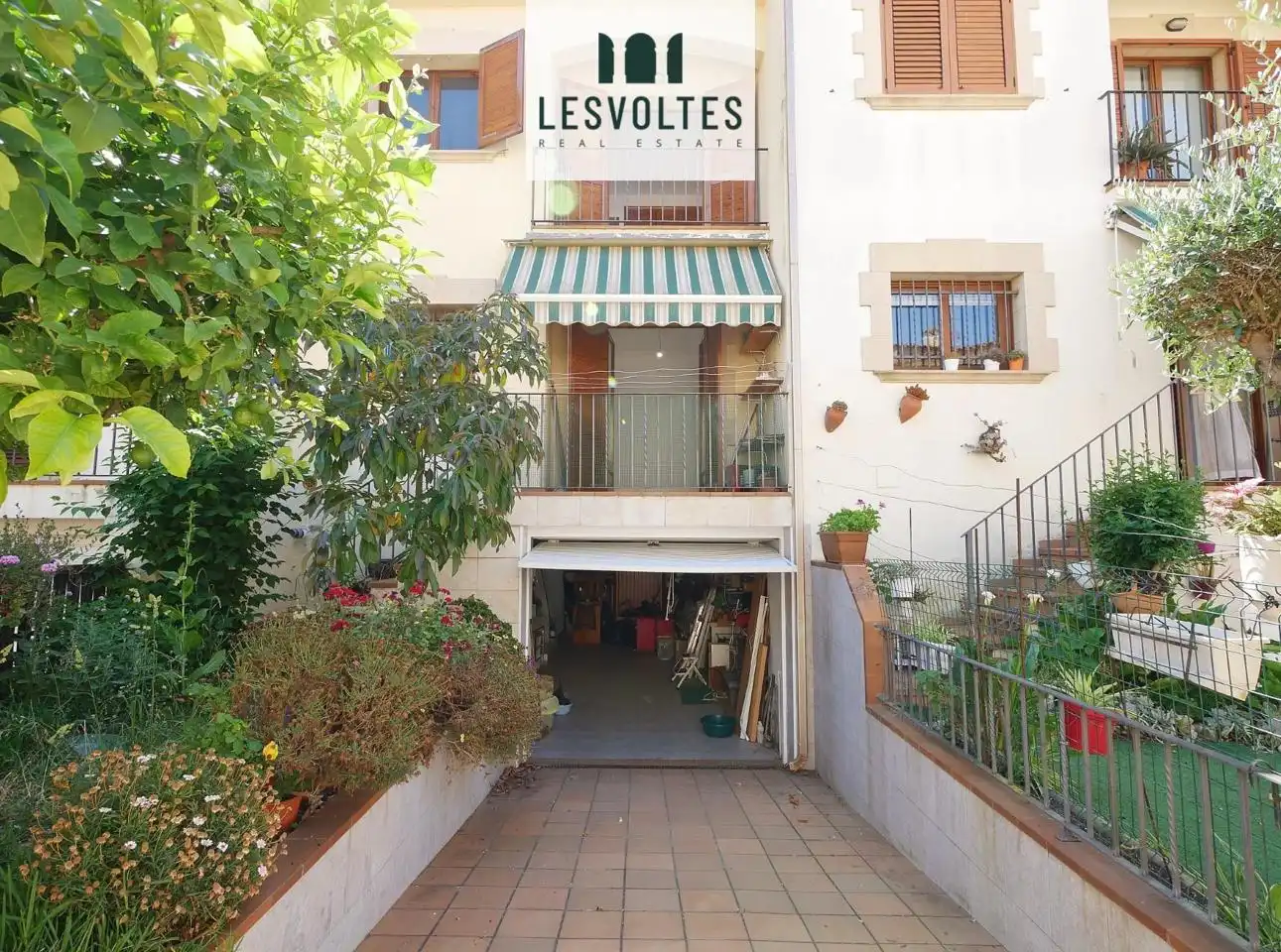 Houses for sale in Nàpols, Avinguda Catalunya