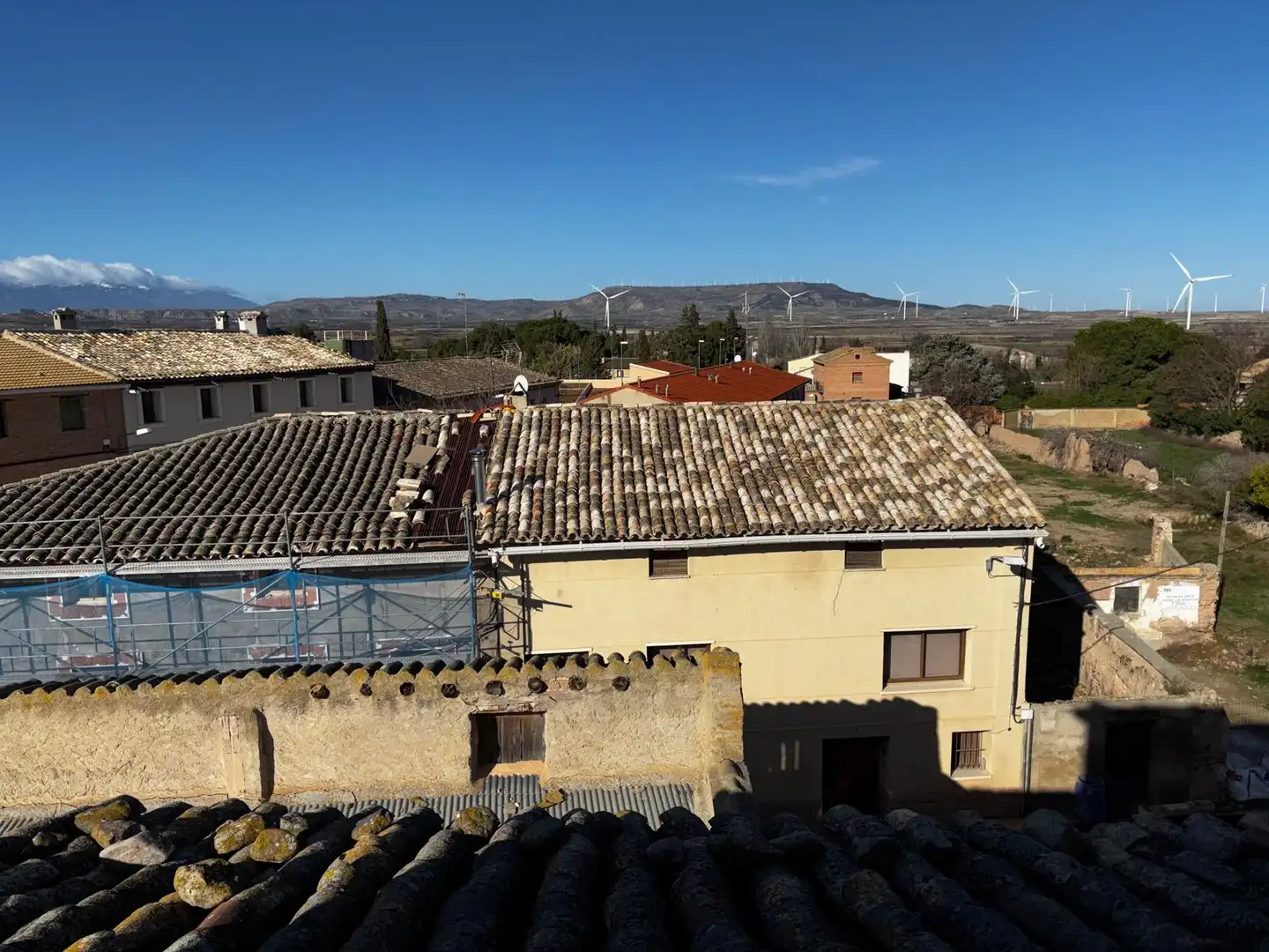 Vista exterior de Casa o xalet en venda en Agón amb Terrassa i Traster