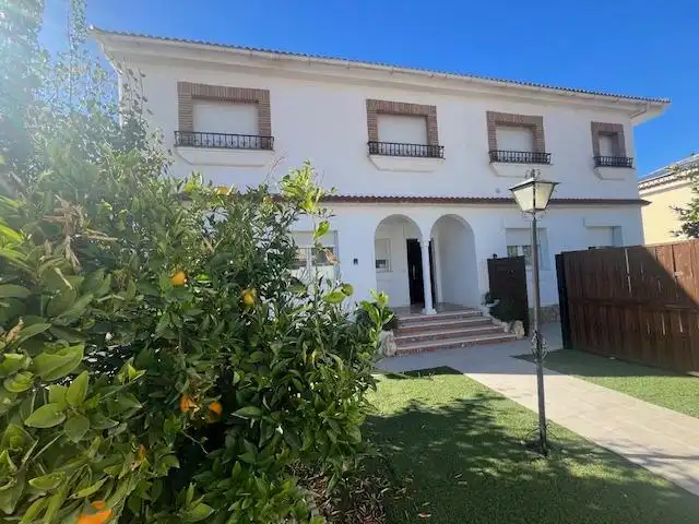 Vista exterior de Casa o chalet en venta en Padul