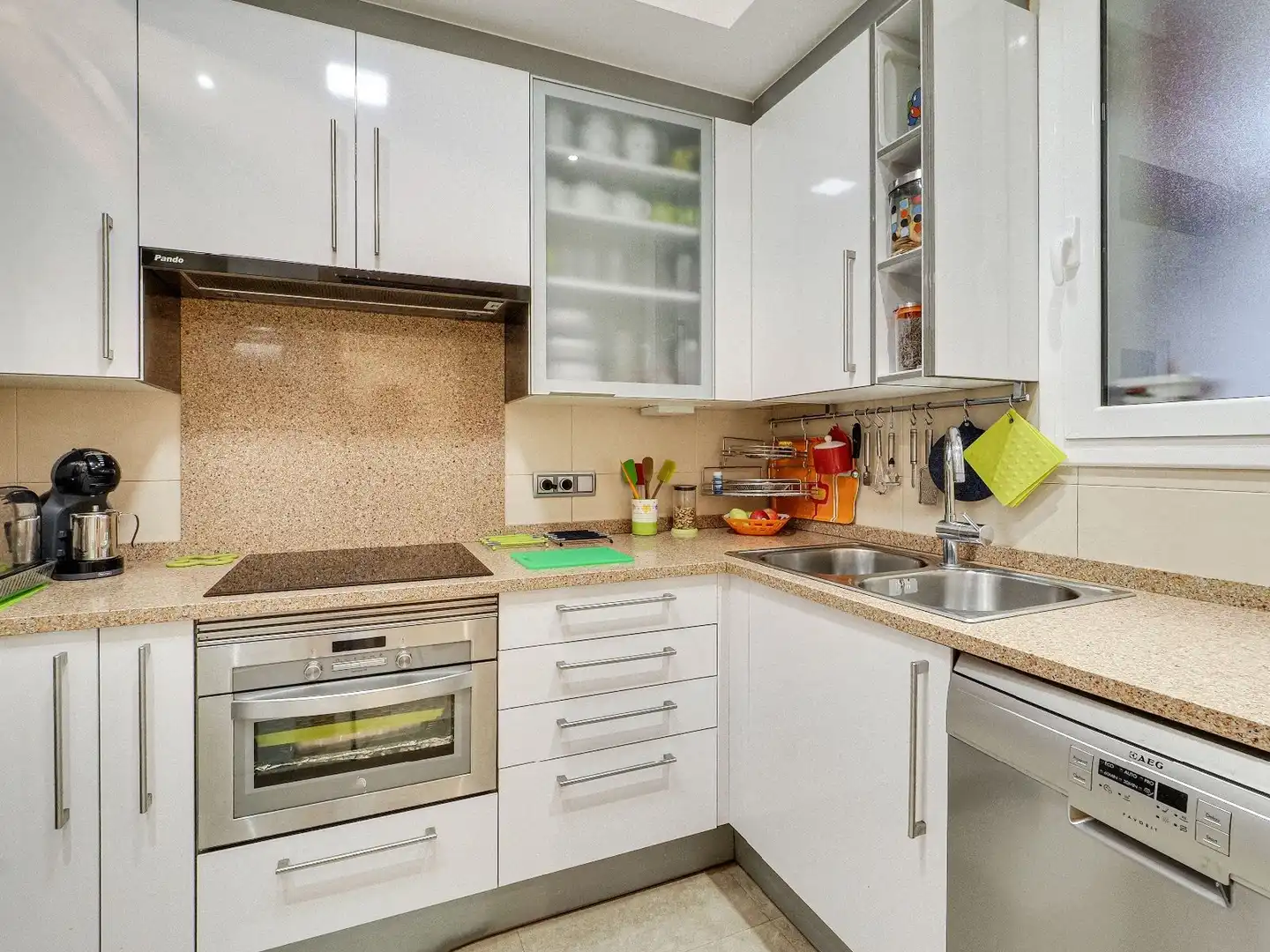 Cocina de Piso en venta en Barcelona con Aire acondicionado, Calefacción y Terraza