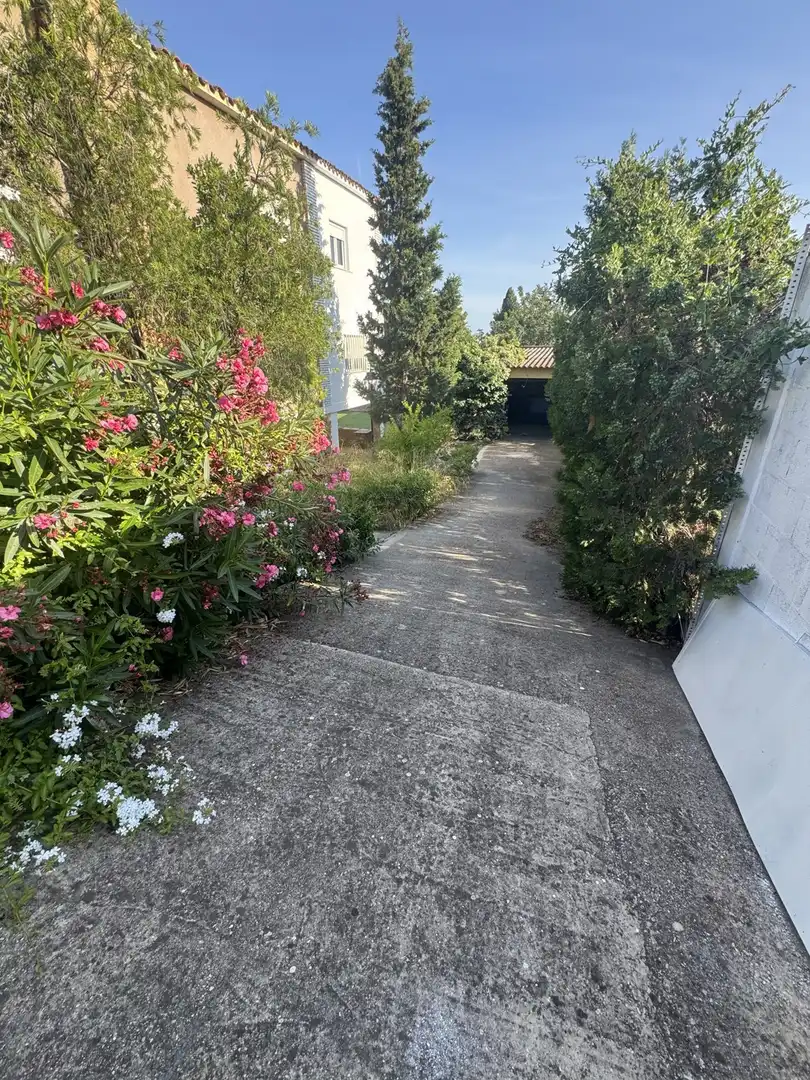 Vista exterior de Casa o chalet en venta en Torrent con Terraza, Trastero y Piscina