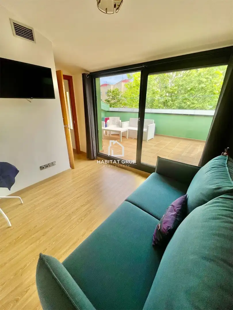 Living room of Duplexes for sale in Castell d'Aro, Platja d'Aro i s'Agaró  with Air Conditioner, Heating and Terrace