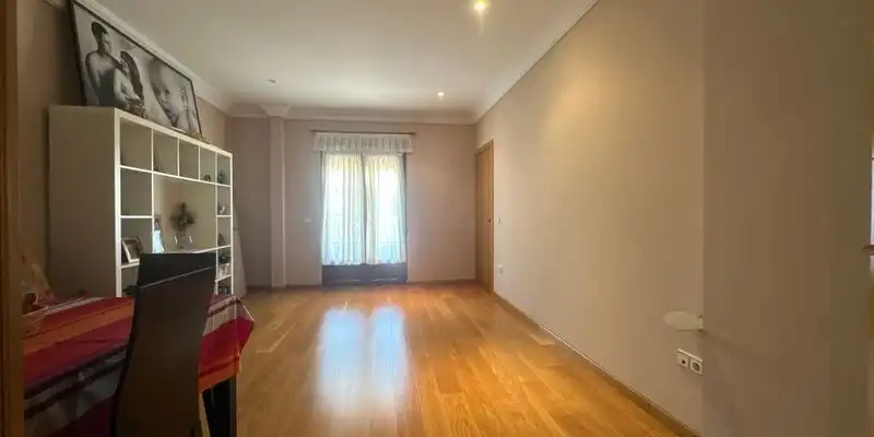 Dormitori de Casa adosada en venda en Villanueva del Trabuco amb Aire condicionat, Terrassa i Traster