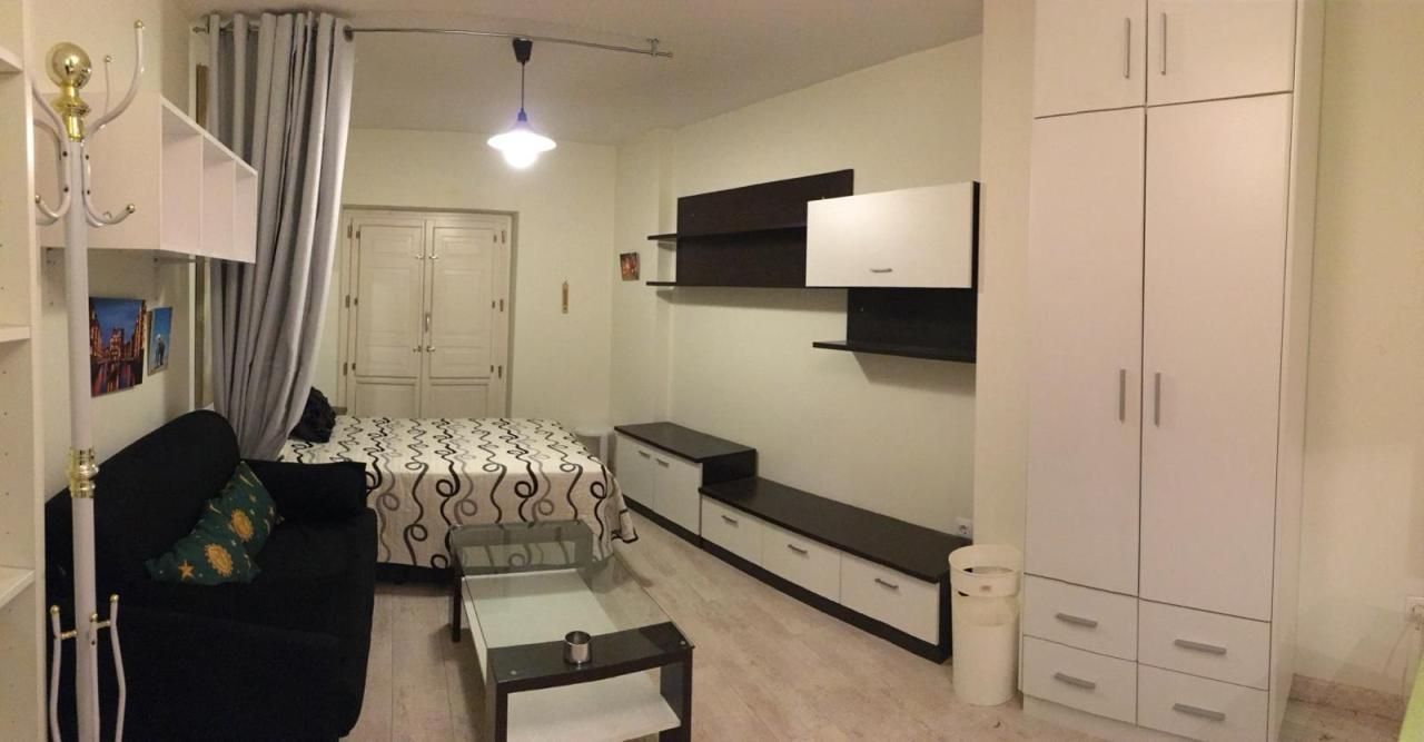 Living room of Study for sale in Ourense Capital   with Heating, Furnished and Balcony
