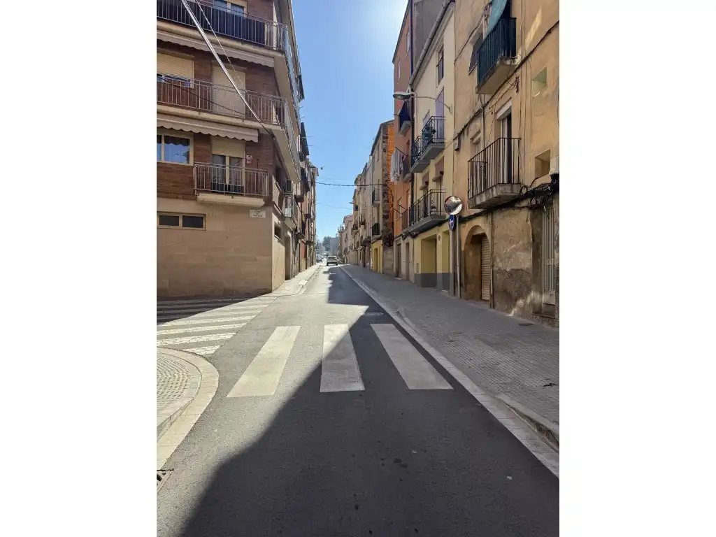 Vista exterior de Piso en venta en Manresa