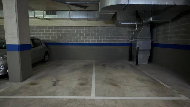 Garaje en Alquiler en Carrer de Frederic Mompou, 13 en Molí Nou - Ciutat Cooperativa