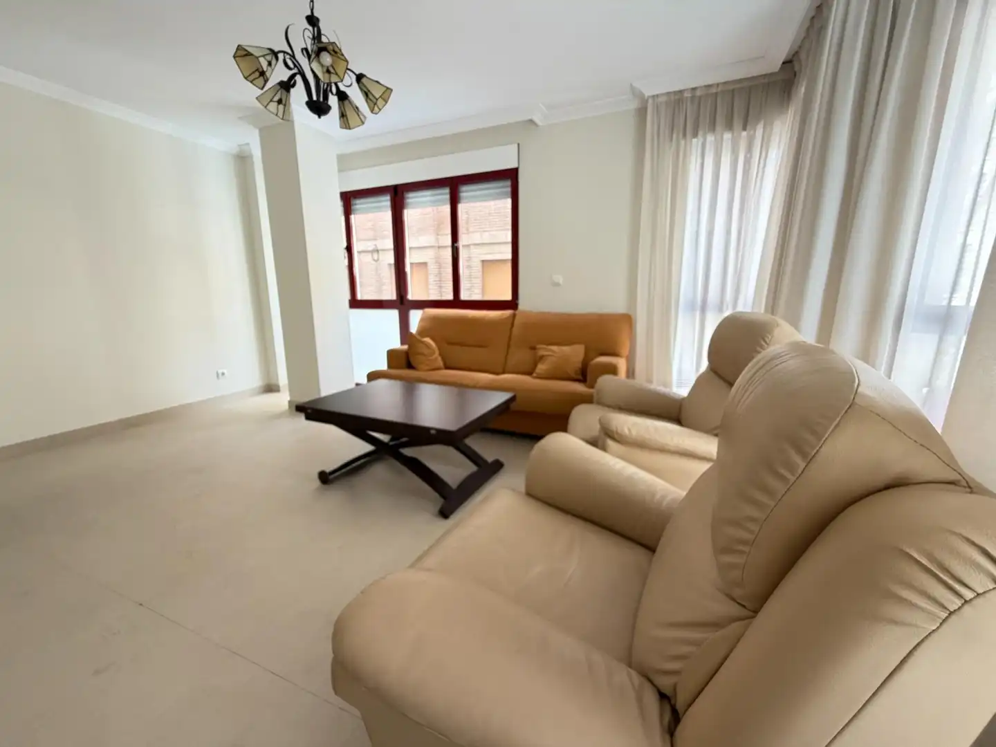 Sala d'estar de Apartament en venda en Águilas amb Aire condicionat, Terrassa i Moblat