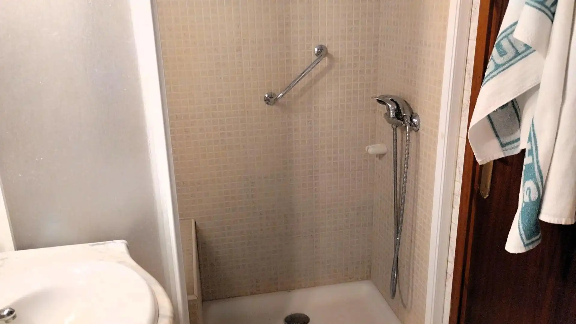 Baño de Piso en venta en Valencia con Aire acondicionado y Balcón