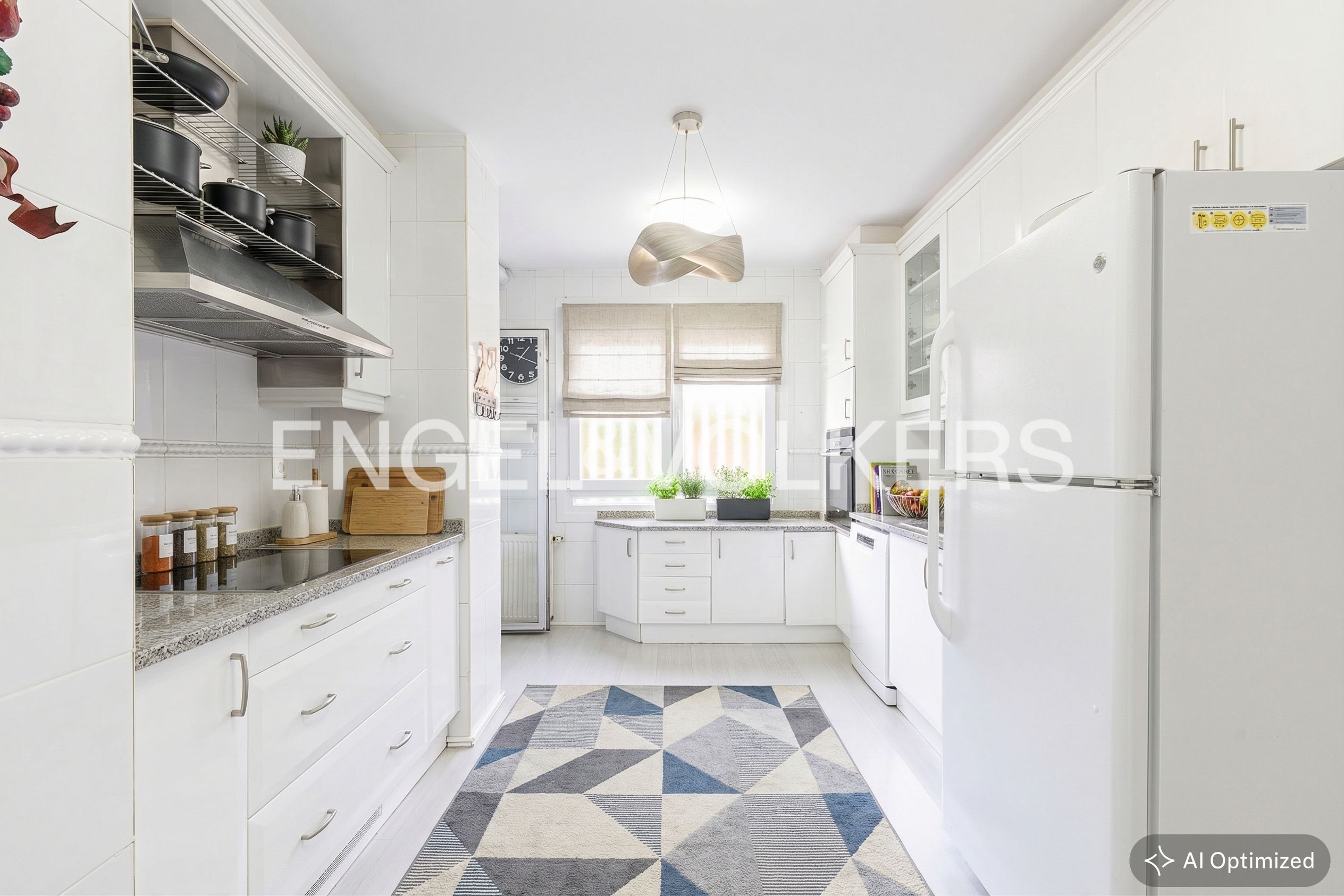 Kitchen of Flat for sale in  Madrid Capital  with Heating, Private garden and Parquet flooring