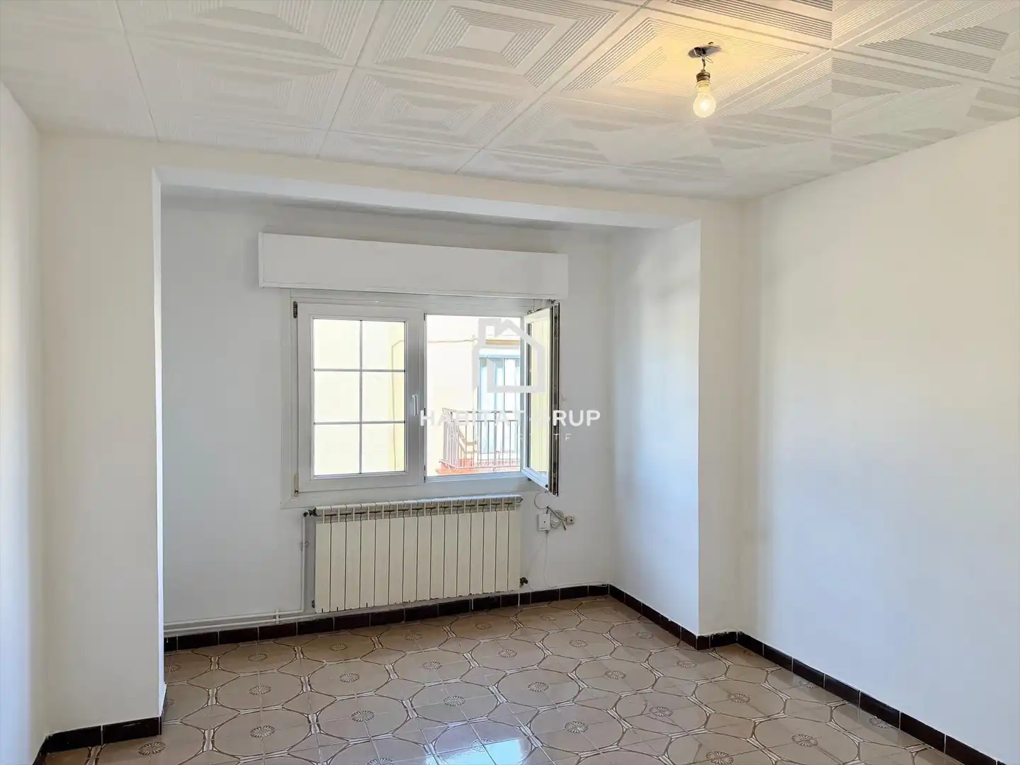 Habitación de Piso en venta en Girona con Calefacción y Terraza
