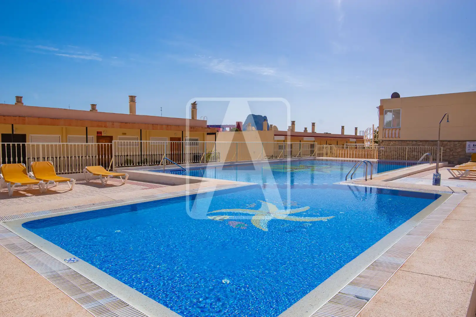 Piscina de Apartament en venda en Calpe / Calp amb Aire condicionat, Terrassa i Traster