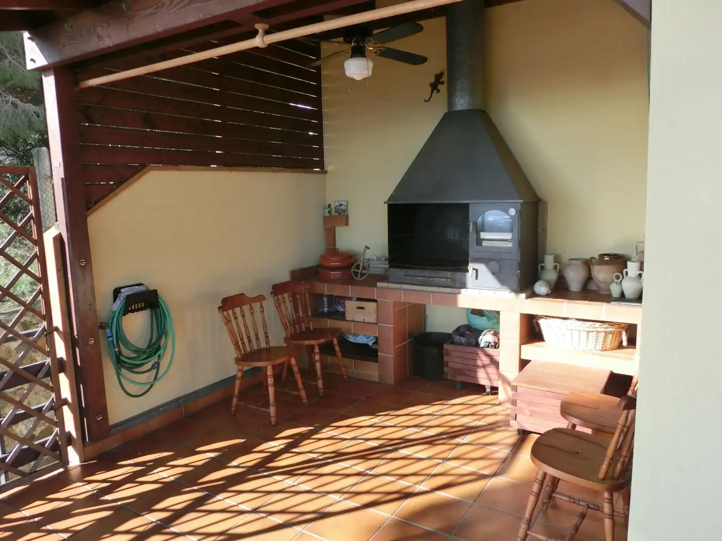 Sala d'estar de Casa o xalet en venda en Canet de Mar amb Jardí privat, Terrassa i Piscina