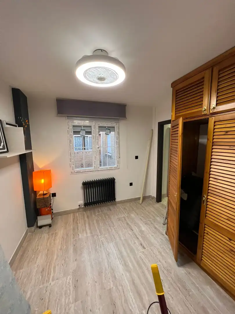 Flat for rent in Calle Escritor Miguel Toro, Barrio de Zaidín