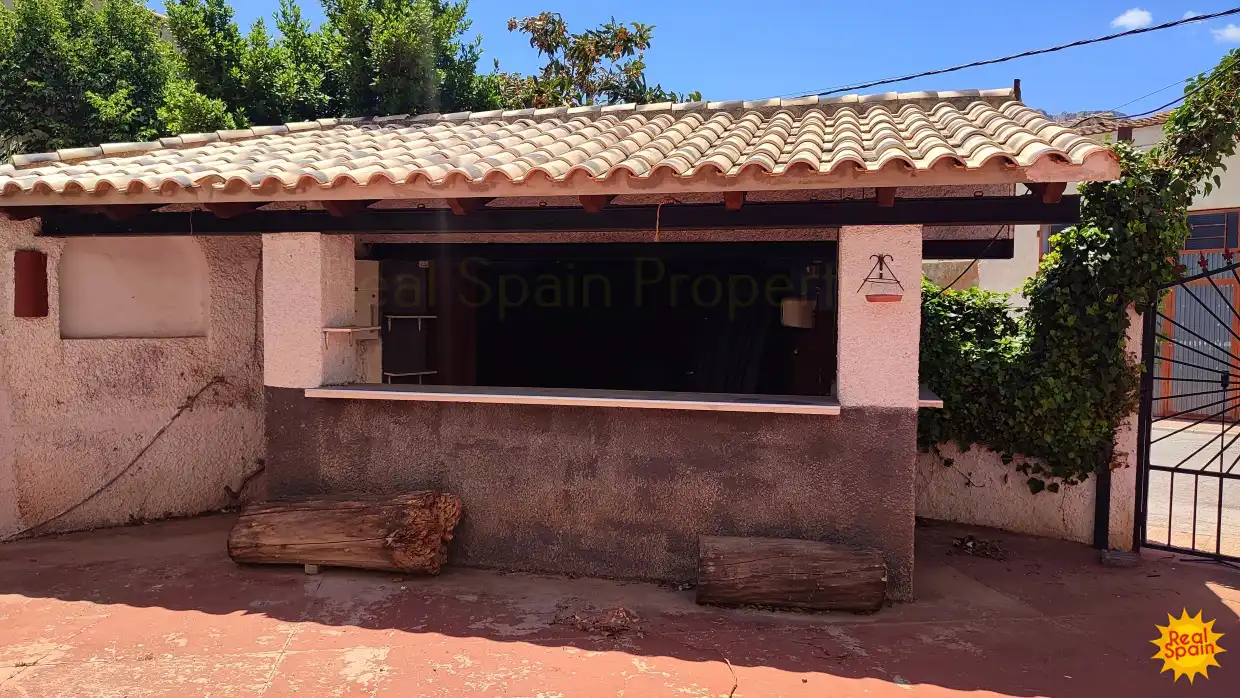 Vista exterior de Local en venta en María con Terraza