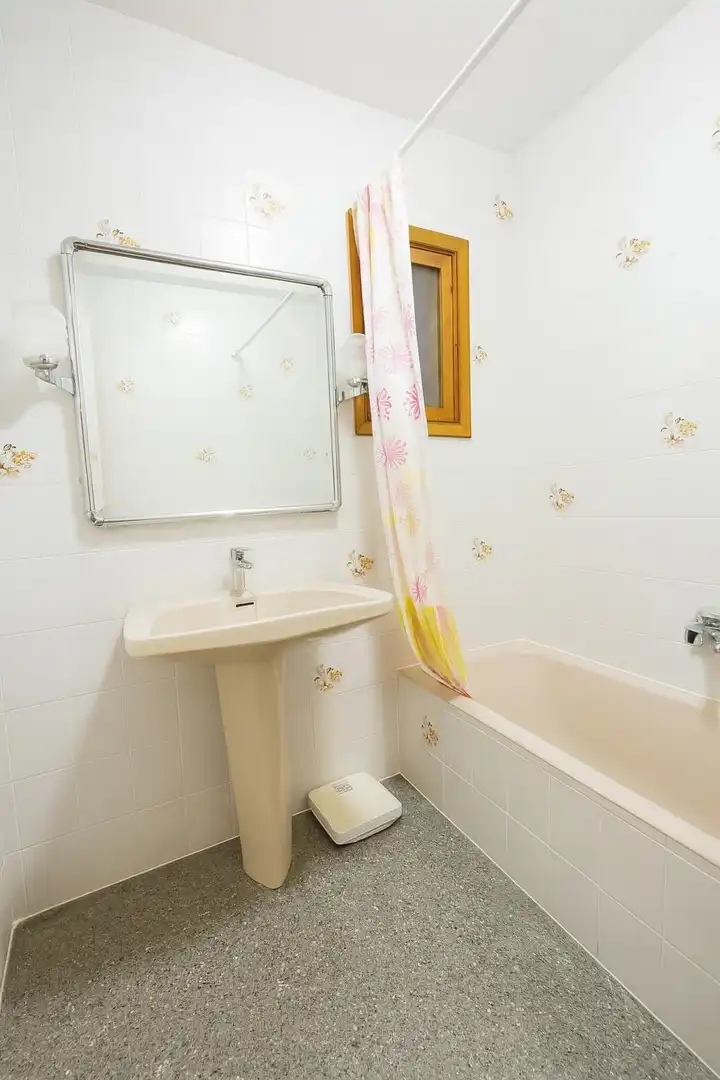 Flat with terrace for sale in Calle AIRE, imagen 9