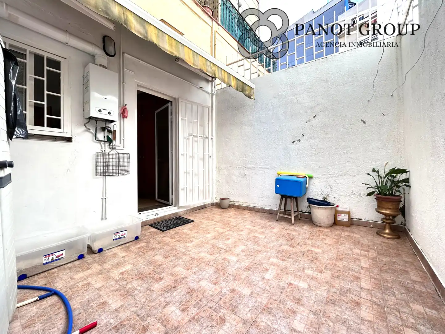 Balcony of Flat for sale in Barcelona  with Terrace and Furnished
