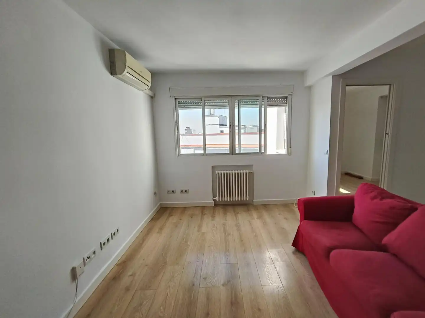 Habitación de Apartamento de alquiler en Madrid con Aire acondicionado y Calefacción