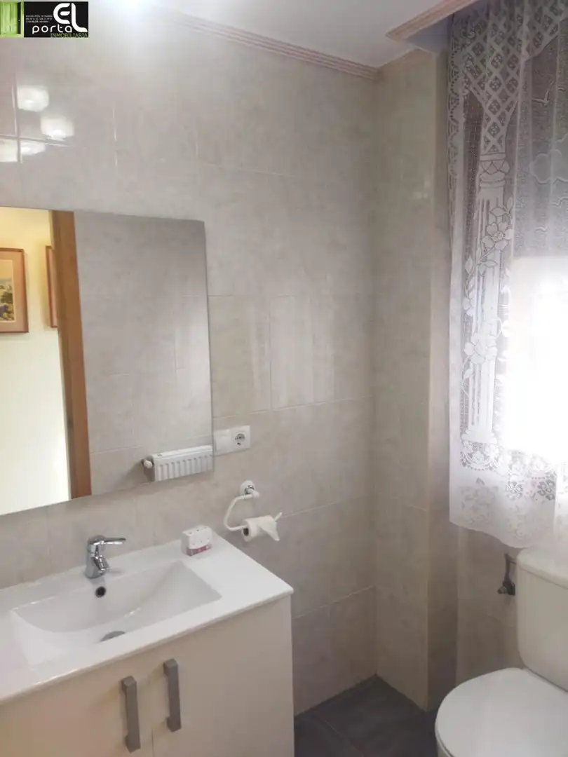 Baño de Casa o chalet en venta en San Martín de Unx con Aire acondicionado, Piscina y Amueblado