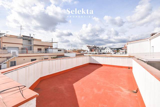 Ático en Alquiler en El Centre