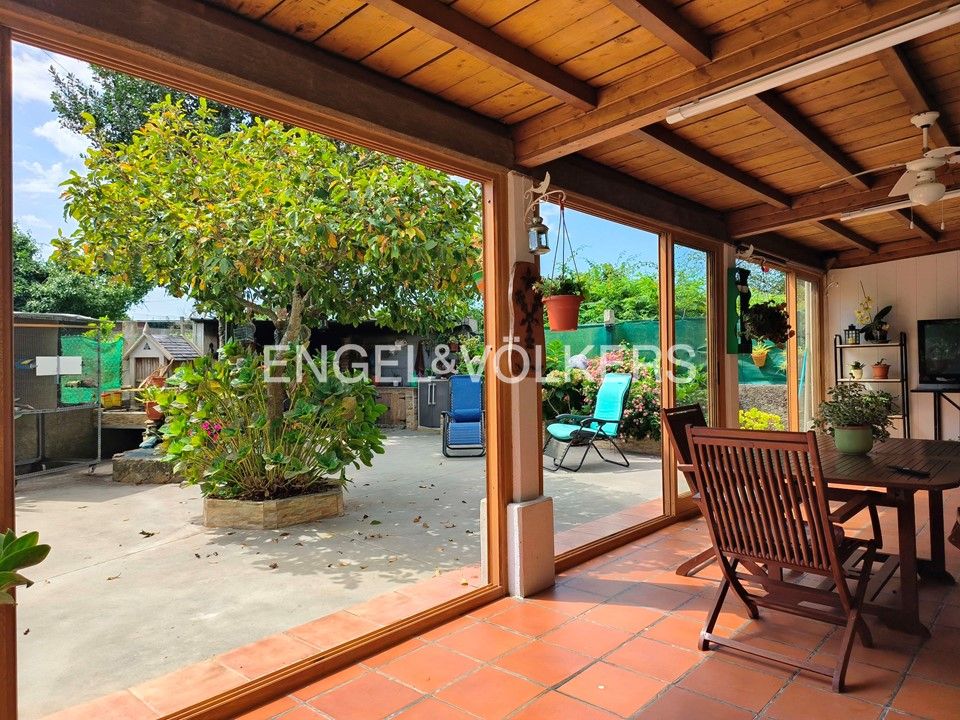 Terrace of House or chalet for sale in Pontevedra Capital   with Heating, Parquet flooring and Terrace