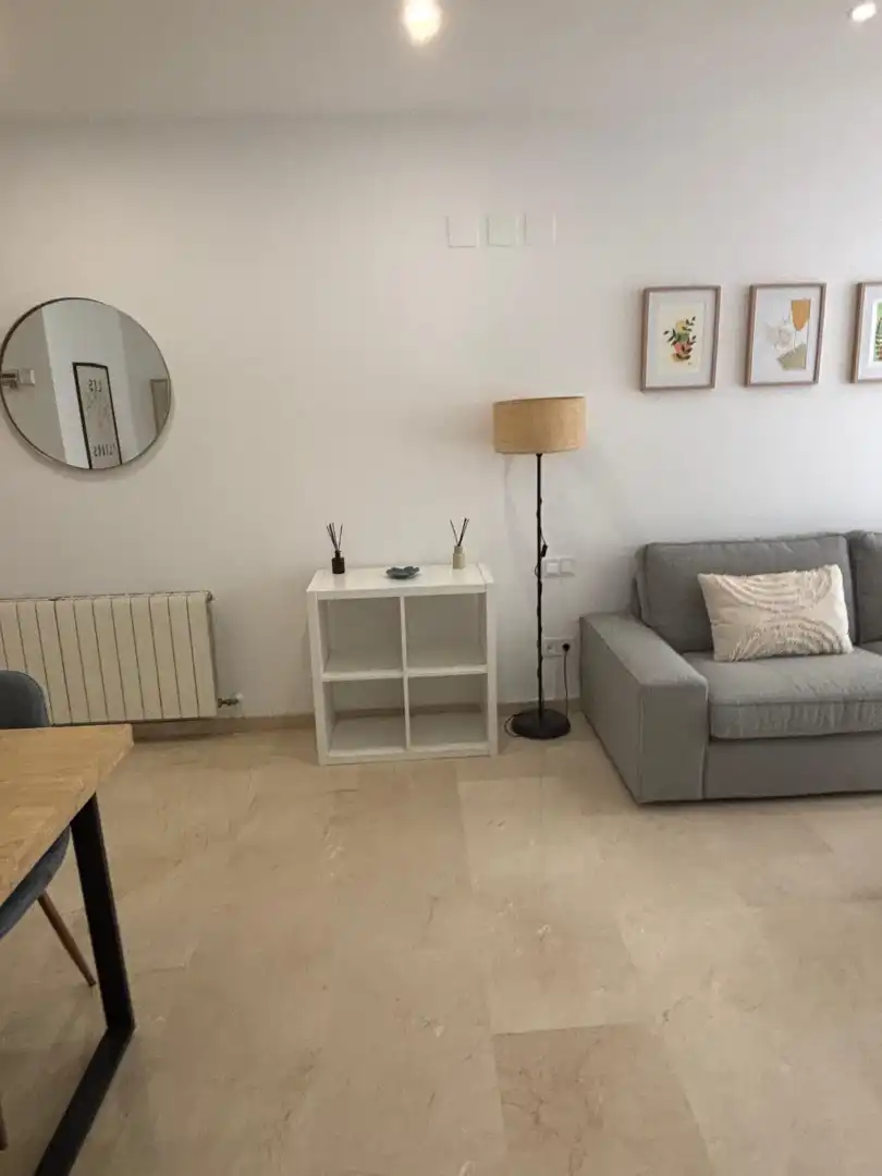 Wohnzimmer von Wohnung zur Miete in Valencia mit Klimaanlage, Heizung und Privatgarten